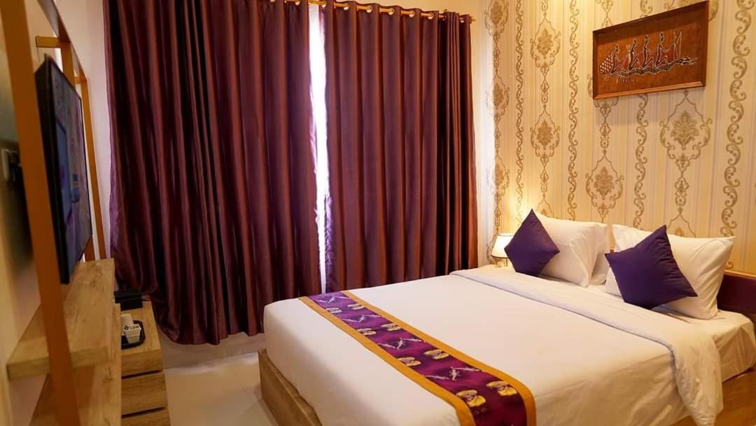 Elohim Hotel Sentani Jayapura Exterior photo
